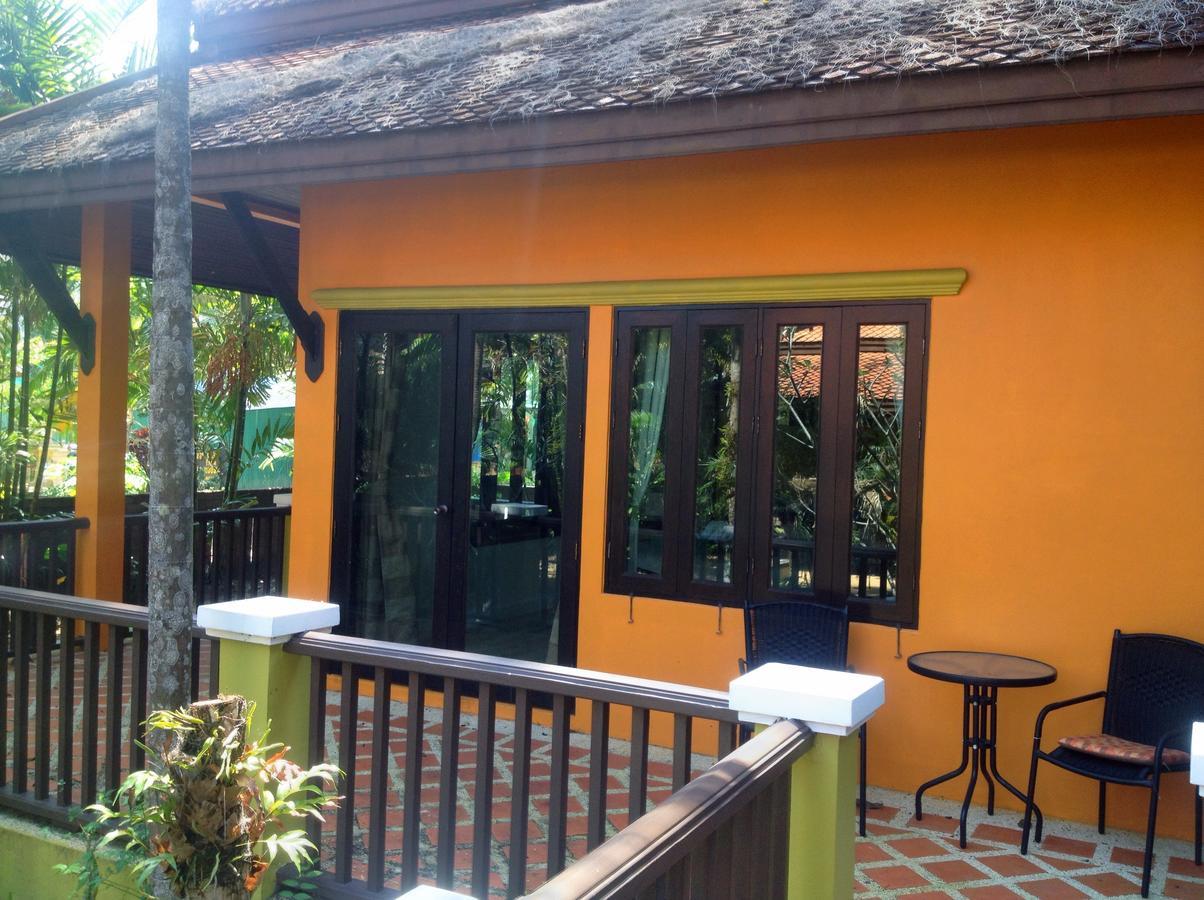 Villa Chaya Khao Lak Exterior foto
